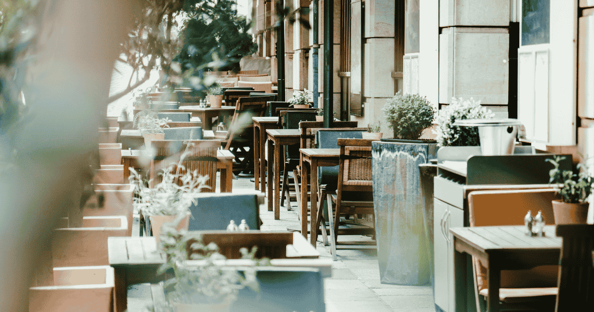 كيف تختار موقع مطعمك — 12 عامل حاسم للنجاح